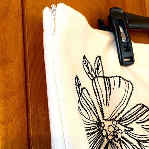 La Boutique A Line Skirt - Women’s - Off White & Black - 20 - Picture 4 of 6